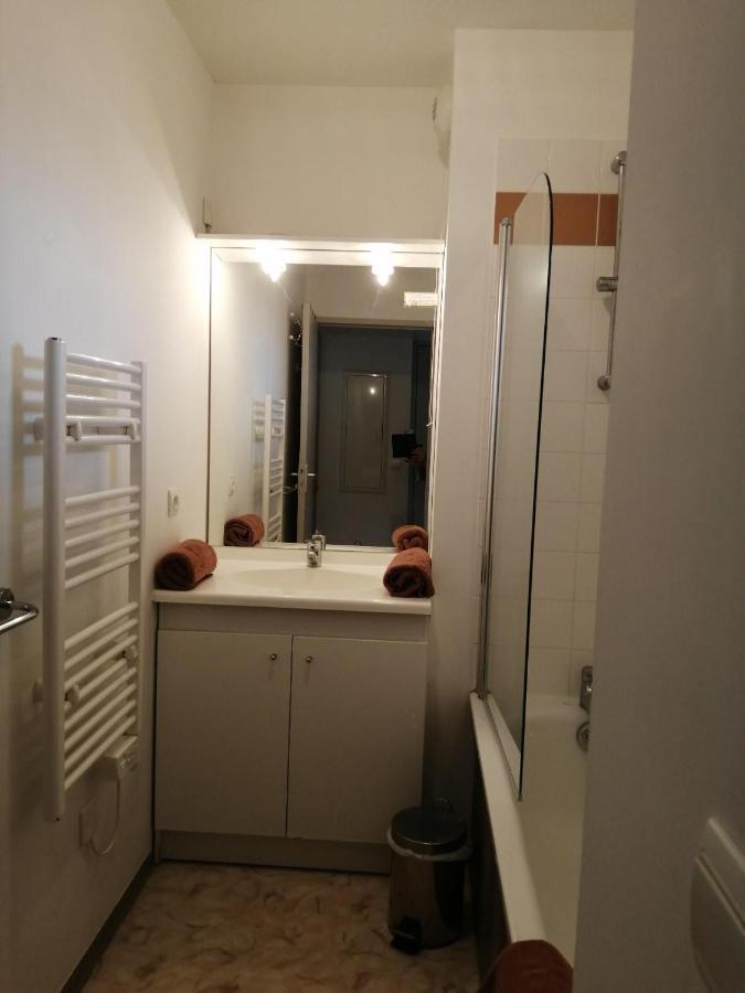 Le Fleur"H"On 11 D'Honfleur, T2 En Residence Avec Piscine, Wifi Et Parking Gratuits เอคโมวิลล์ ภายนอก รูปภาพ